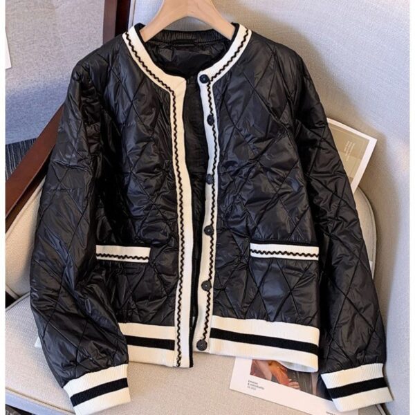 Doudoune Blanche Légère Style Baseball  🧥✨ Adoptez un look moderne.