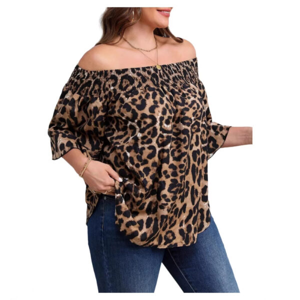 Womens Loose-fit Leopard-print Shirt
