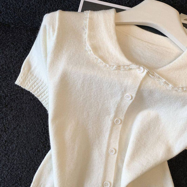 Kochis Uniquely Beautiful Summer Knit Bottoming Shirt