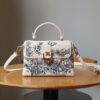 Light-luxury Intricately Embroidered Tote Shoulder Or Crossbody Bag For Women