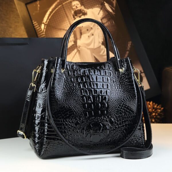 5613bc6d-6bd4-42a6-afa2-9087a5e8825c.jpg Stylish Textured And Colorful Crocodile-Print Womens Shoulder Bag