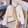 Doudoune Blanche Légère Style Baseball  🧥✨ Adoptez un look moderne.