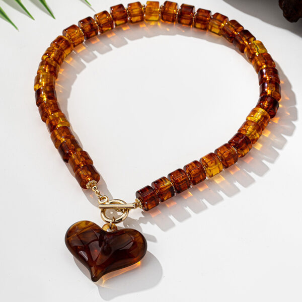 Retro Amber Heart Pendant Necklace And Bracelet Set