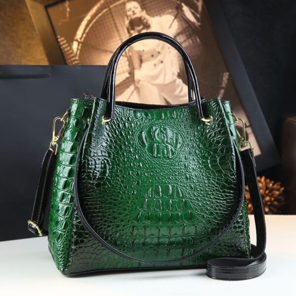 8b03d5a8-6d7a-4c34-a4c6-9cac5e6db1a3.jpg Stylish Textured And Colorful Crocodile-Print Womens Shoulder Bag