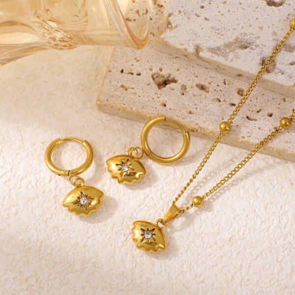 Stainless Steel Inlaid Rhinestone Series Pendant Necklace Earring Set