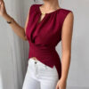 Light-colored Figure-flattering Sleeveless Tank Top