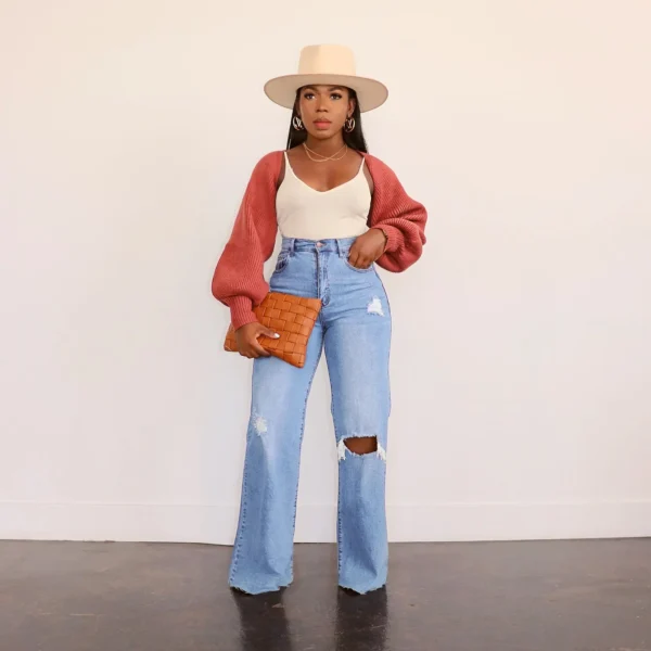 Jean femme longueur cheville troué, coupe ample et droite, braguette zippée, poches, couleur unie, denim légèrement extensible, style streetwear