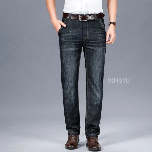 Jean d'été classique en coton de haute qualité pour homme, coupe droite, style business, noir, disponible en grandes tailles (jusqu'à 40).