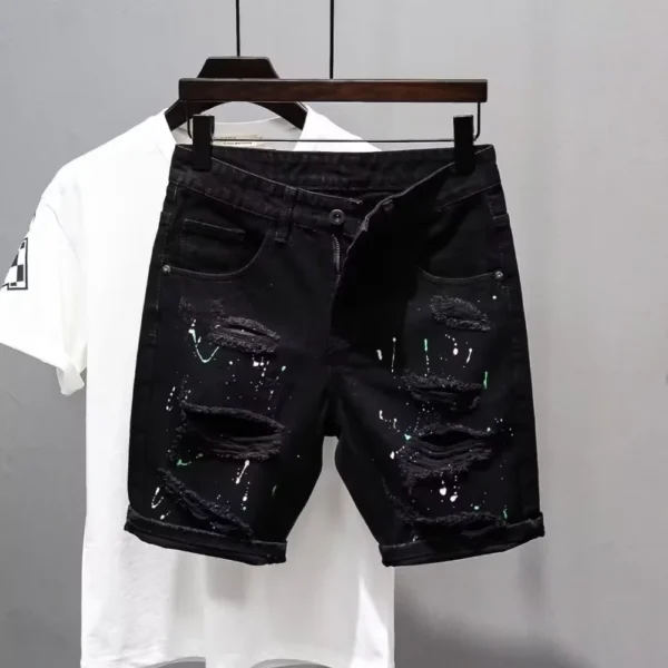 Jeans déchirés style streetwear Kpop Y2K pour homme, imprimé pois tendance, short en jean noir boyfriend décontracté et usé.
