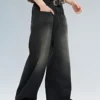 Jean homme style américain classique, hip-hop rap, jambes larges, populaire chez les jeunes, pantalon en denim oversize à jambes droites et coupe rétro.