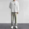 Jeans longs décontractés pour homme, coupe classique, jambes larges.