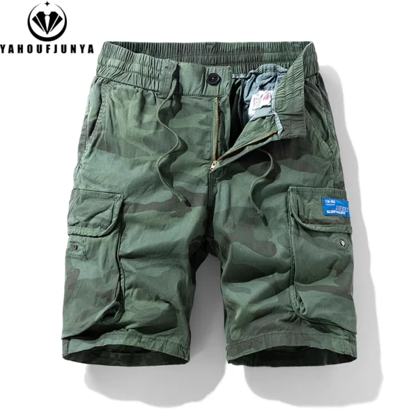 Short d'été camouflage confortable pour homme, idéal pour les loisirs en extérieur. Taille élastique, coupe droite et ample. Design de haute qualité.