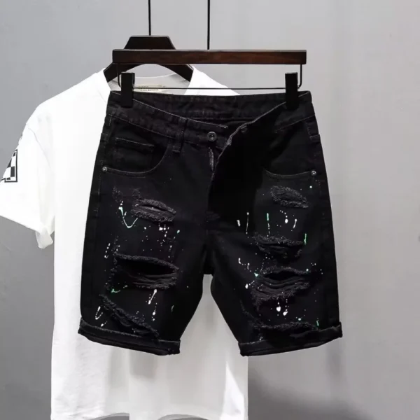 Jeans déchirés style streetwear Kpop Y2K pour homme, imprimé pois tendance, short en jean noir boyfriend décontracté et usé.