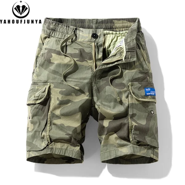 Short d'été camouflage confortable pour homme, idéal pour les loisirs en extérieur. Taille élastique, coupe droite et ample. Design de haute qualité.