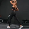 Ensemble de survêtement 2 pièces pour femme, sans coutures, idéal pour le yoga, le sport et la gym. Leggings taille haute et tenue de fitness.