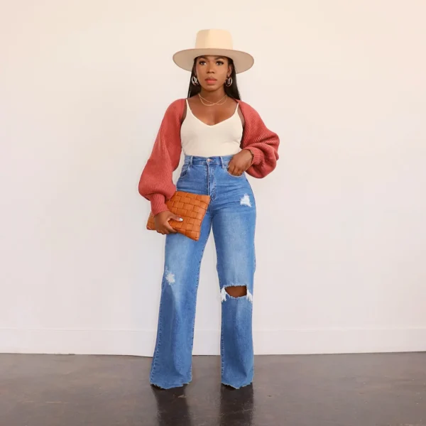 Jean femme longueur cheville troué, coupe ample et droite, braguette zippée, poches, couleur unie, denim légèrement extensible, style streetwear