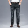 Jean d'été classique en coton de haute qualité pour homme, coupe droite, style business, noir, disponible en grandes tailles (jusqu'à 40).