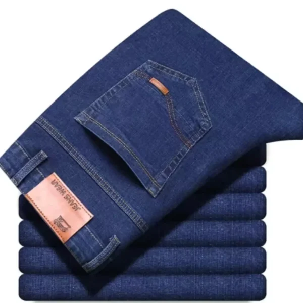Jeans droits pour homme, collection 2025, coupe slim stretch, confortables et doux, en denim de marque.