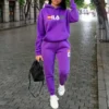 Vêtements femme automne-hiver : sweats à capuche, pantalons, ensembles streetwear de haute qualité et de luxe pour femmes.