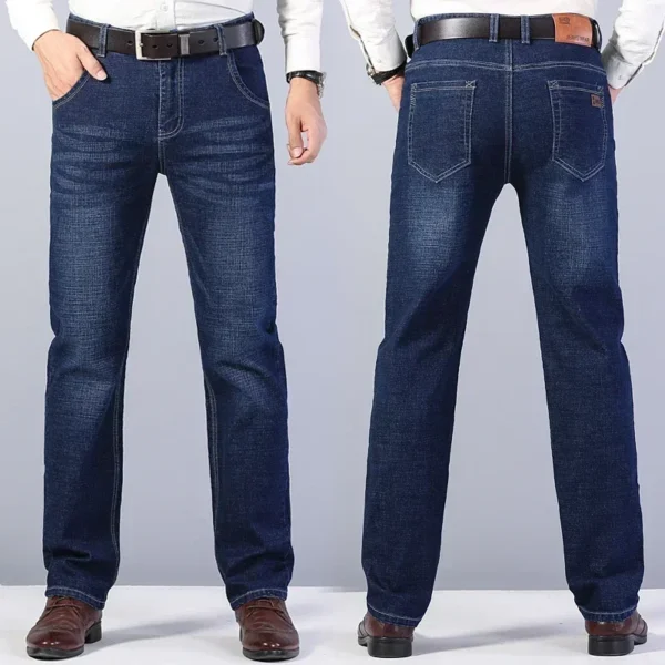 Jeans stretch pour homme, collection automne, coupe droite, style classique, pantalon en denim noir et bleu.
