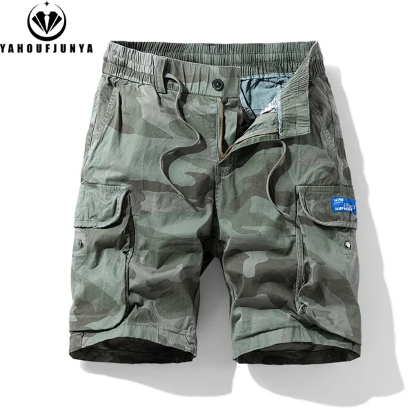 Short d'été camouflage confortable pour homme, idéal pour les loisirs en extérieur. Taille élastique, coupe droite et ample. Design de haute qualité.