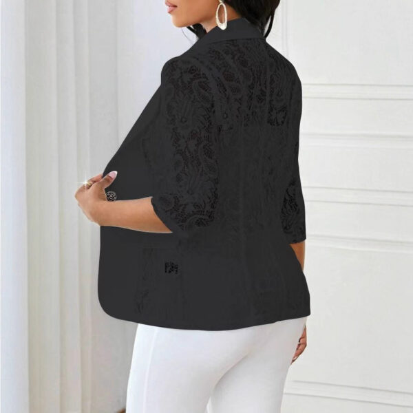 a9d67629-10a7-44be-b342-0231fc46545c.jpg Lightweight Halflacepatched Singlebreasted Blazer Top