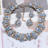 Fashion Retro Light Luxury Women's Necklace And Earrings Set