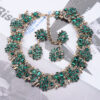 Fashion Retro Light Luxury Women's Necklace And Earrings Set