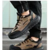 Chaussures de sécurité pour hommes avec embout en acier – Protection anti-écrasement et anti-perforation.