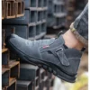 Chaussures de sécurité pour hommes en cuir véritable (croûte de cuir de vache), avec embout composite, semelle anti-perforation, propriétés antistatiques et conception adaptée au soudage ; bottes ultra-résistantes.
