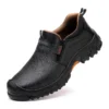 Chaussures de sécurité pour hommes en cuir véritable (croûte de cuir de vache), avec embout composite, semelle anti-perforation, propriétés antistatiques et conception adaptée au soudage ; bottes ultra-résistantes.
