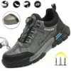 Chaussures de sécurité pour hommes avec embout en acier, semelles anti-écrasement, anti-perforation et antidérapantes ; chaussures de travail industrielles tendance à fermeture par bouton.