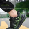 Chaussures de sécurité pour hommes, légères et confortables avec embout de protection en plastique, style tendance, anti-perforation et ultra-résistantes.