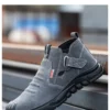 Chaussures de sécurité pour hommes en cuir véritable (croûte de cuir de vache), avec embout composite, semelle anti-perforation, propriétés antistatiques et conception adaptée au soudage ; bottes ultra-résistantes.