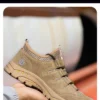 Les chaussures de sécurité pour hommes, légères, souples, confortables, respirantes et antidérapantes.